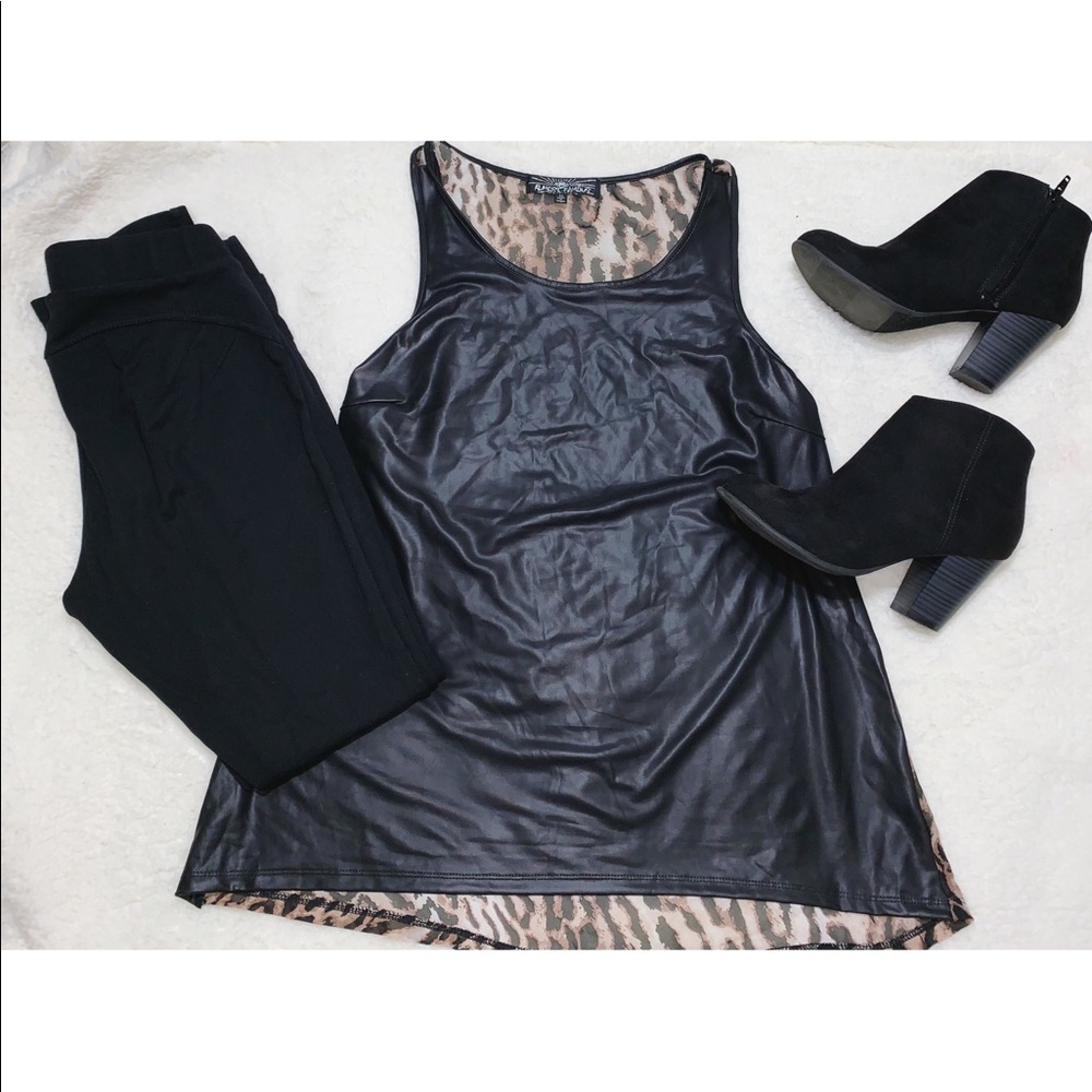Leopard Print Top SIZE MEDIUM